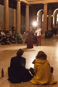 Fachbereich Performative Kunst (Akademie) in Kooperation mit der Tansmedialen Kunstklasse (Angewandte)
 
 imagetanz  Talk/Performance
 
 in englischer und deutscher Sprache
 
 Eintritt € 3